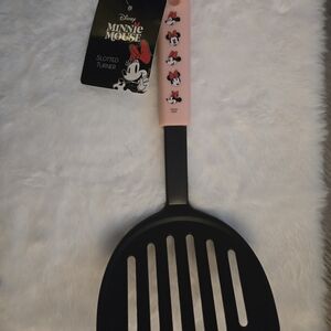 Disney Minnie Mouse Pink and Black Kitchen Turner